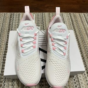 Women’s Nike Air Max 270
